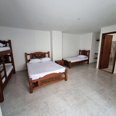 Hotel Antonella Plaza Pinchote Екстер'єр фото